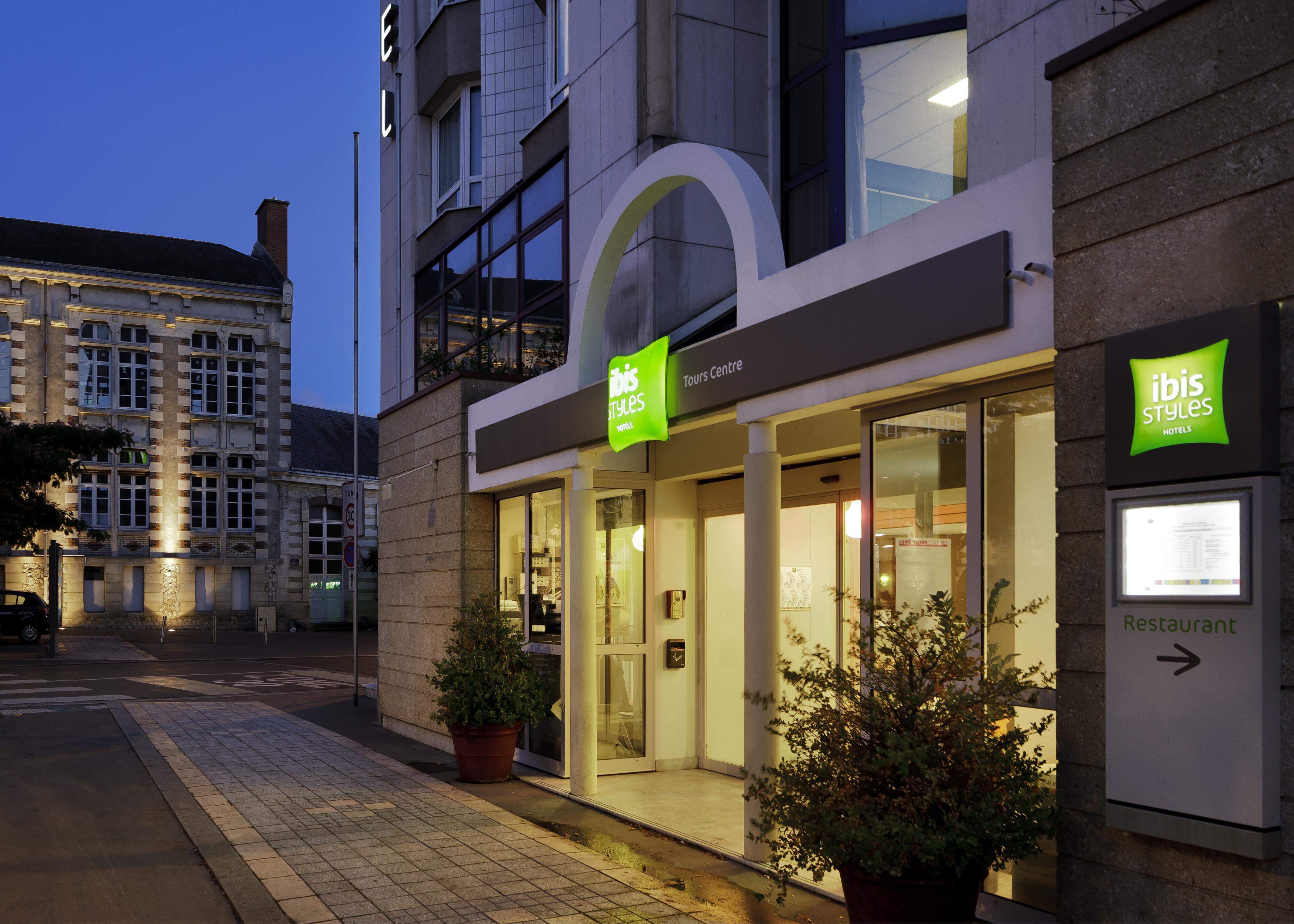 Ibis Styles Tours Centre Hotell Eksteriør bilde