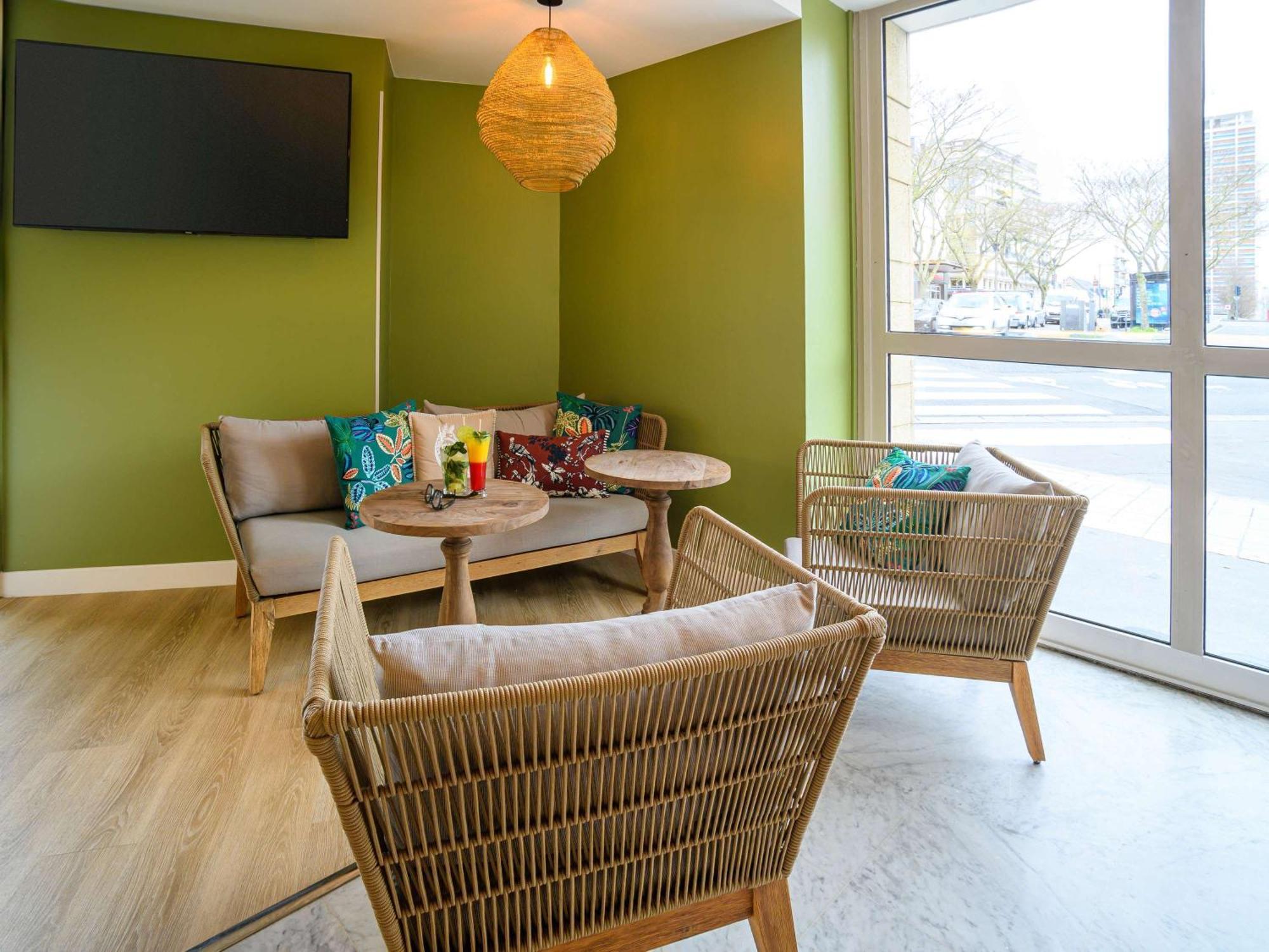 Ibis Styles Tours Centre Hotell Eksteriør bilde