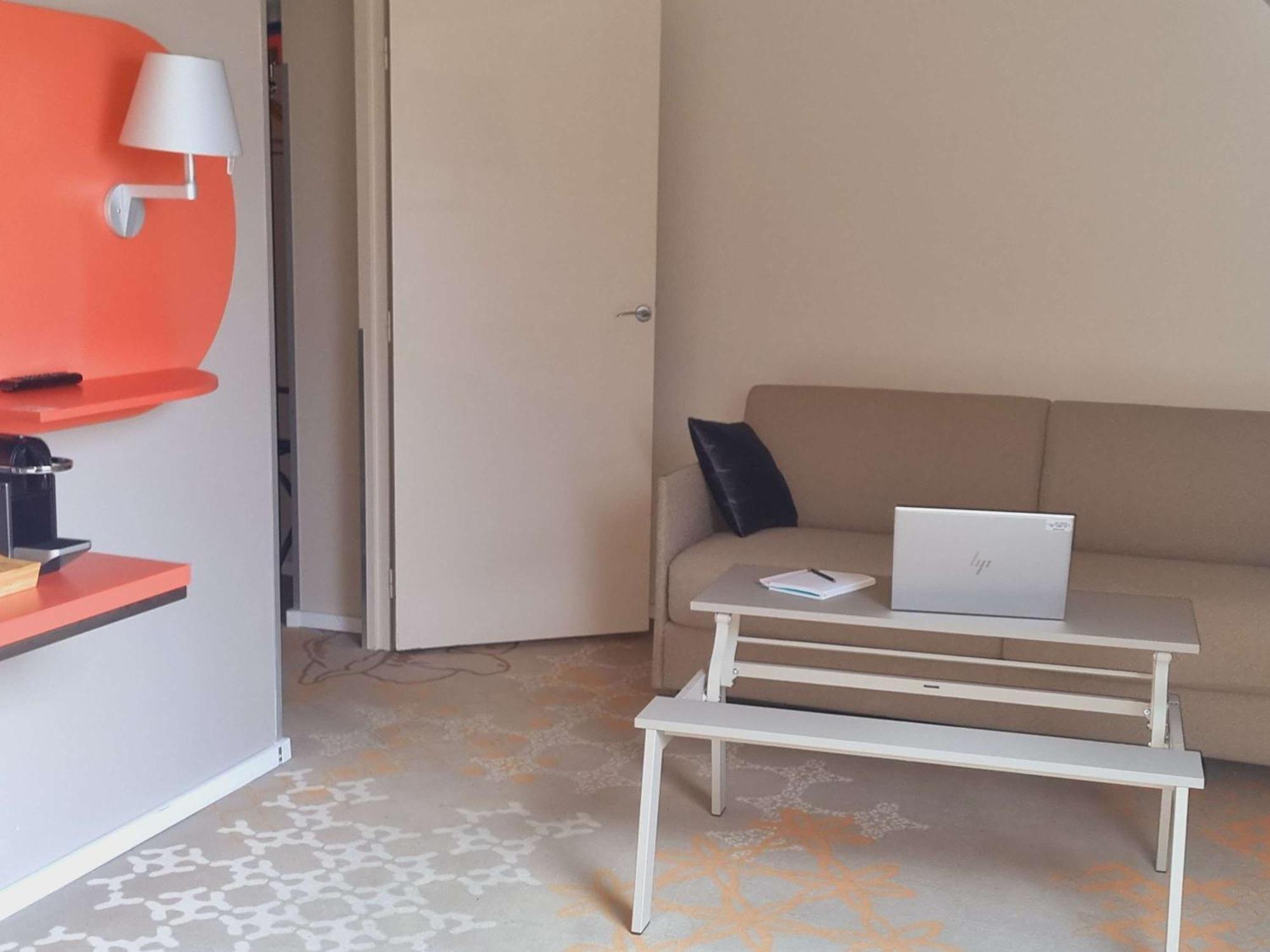 Ibis Styles Tours Centre Hotell Eksteriør bilde